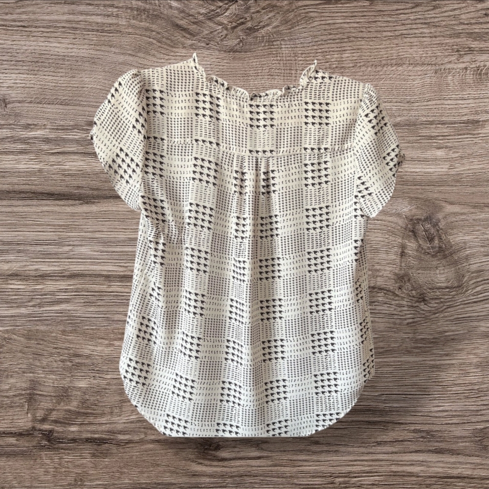 Hawthorn 41 Tiffiny Tulip Sleeve Blouse, Sz Small - Picture 6 of 10
